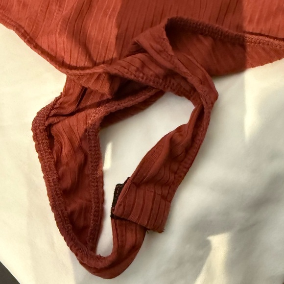 Timing Rust Bikini Set - Picture 4 of 4